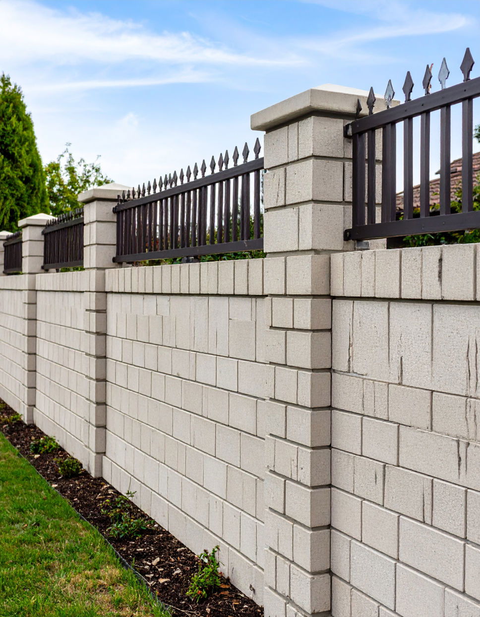 Cinder Block Fence with Tiered Design Cinder Block Fence Ideas