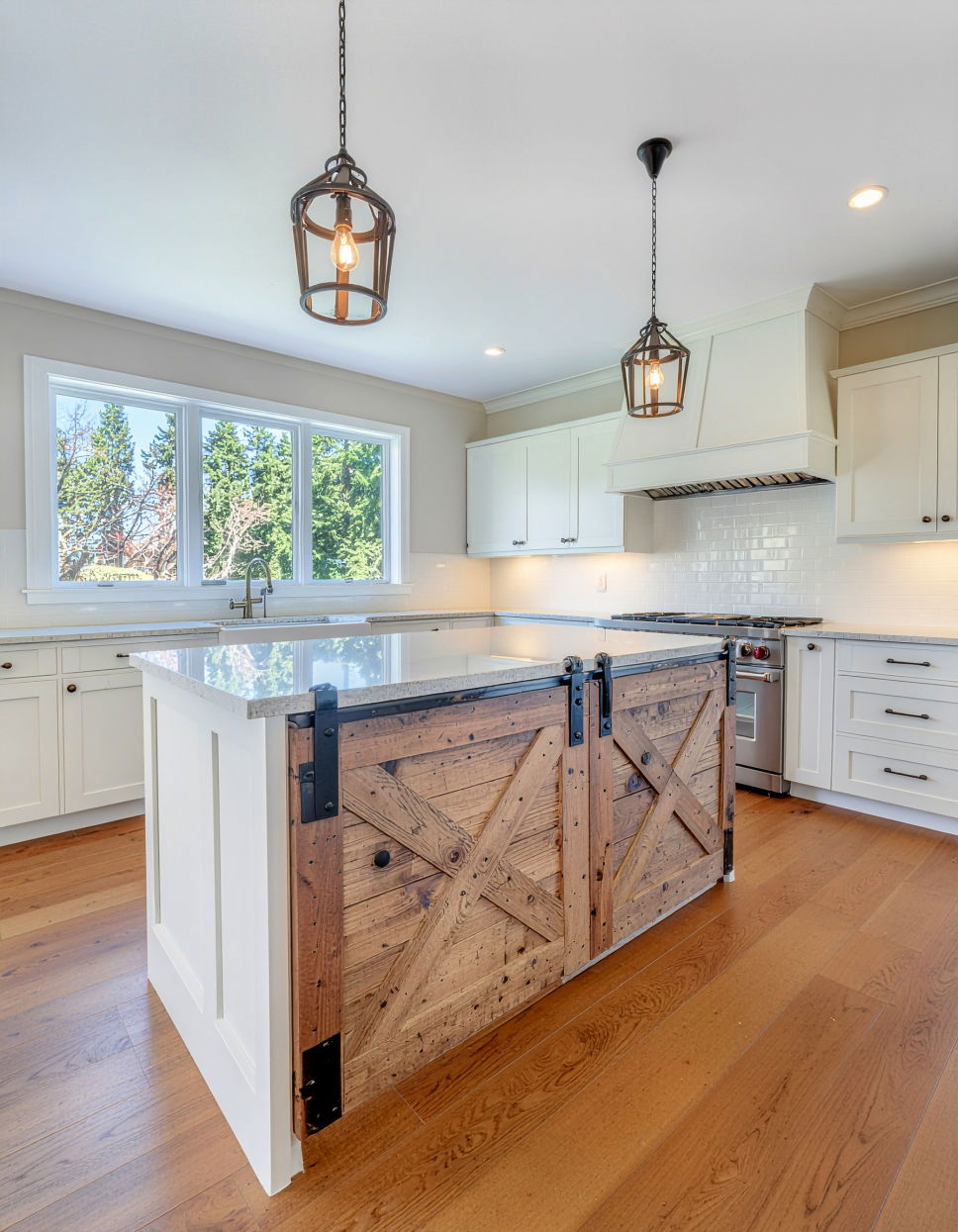 Farmhouse Island with Sliding Barn Doors