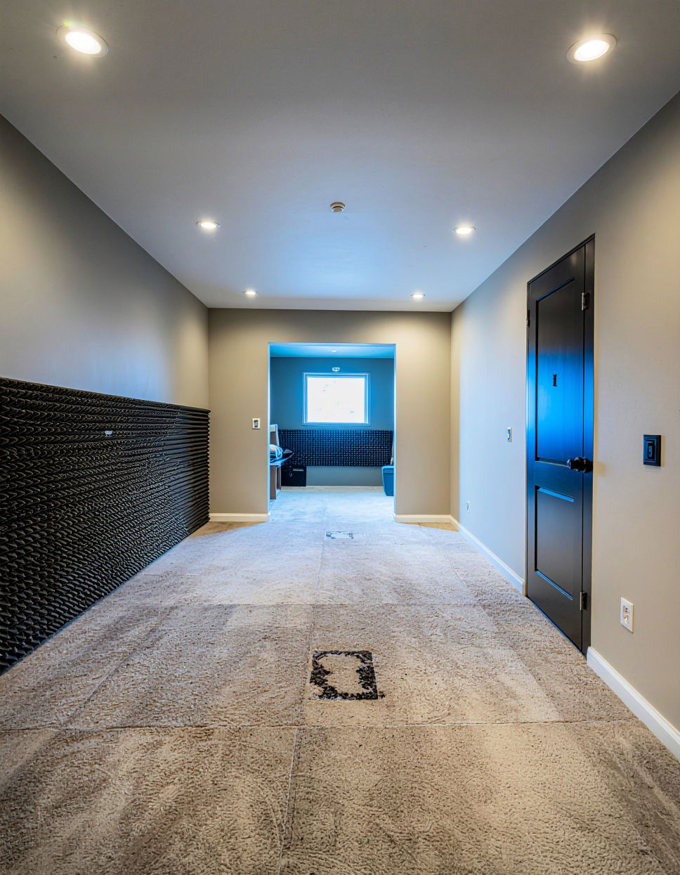 Soundproofed Walls Luxury Man Cave Ideas