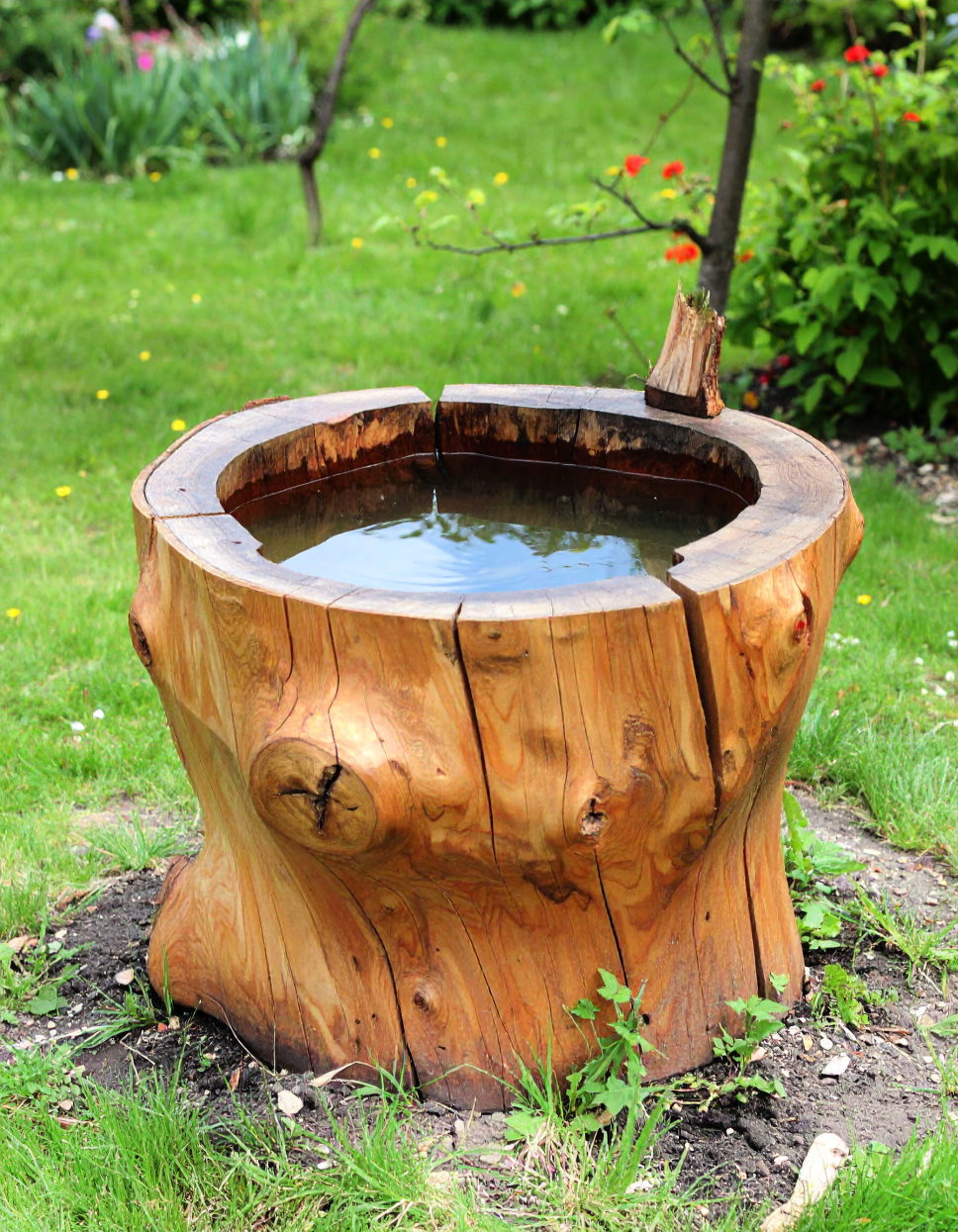 Turn a Tree Stump into a Birdbath Tree Stump Decorating Ideas