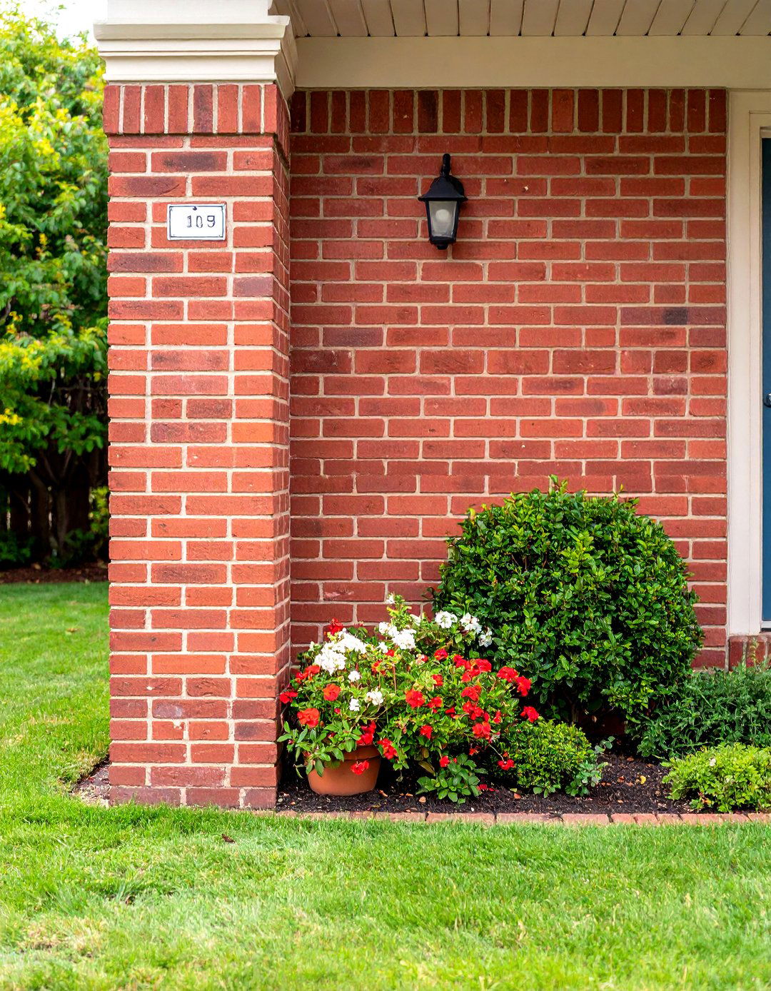 Brick Porch Accent Wall to Boost Curb Appeal - 25 brick porch ideas