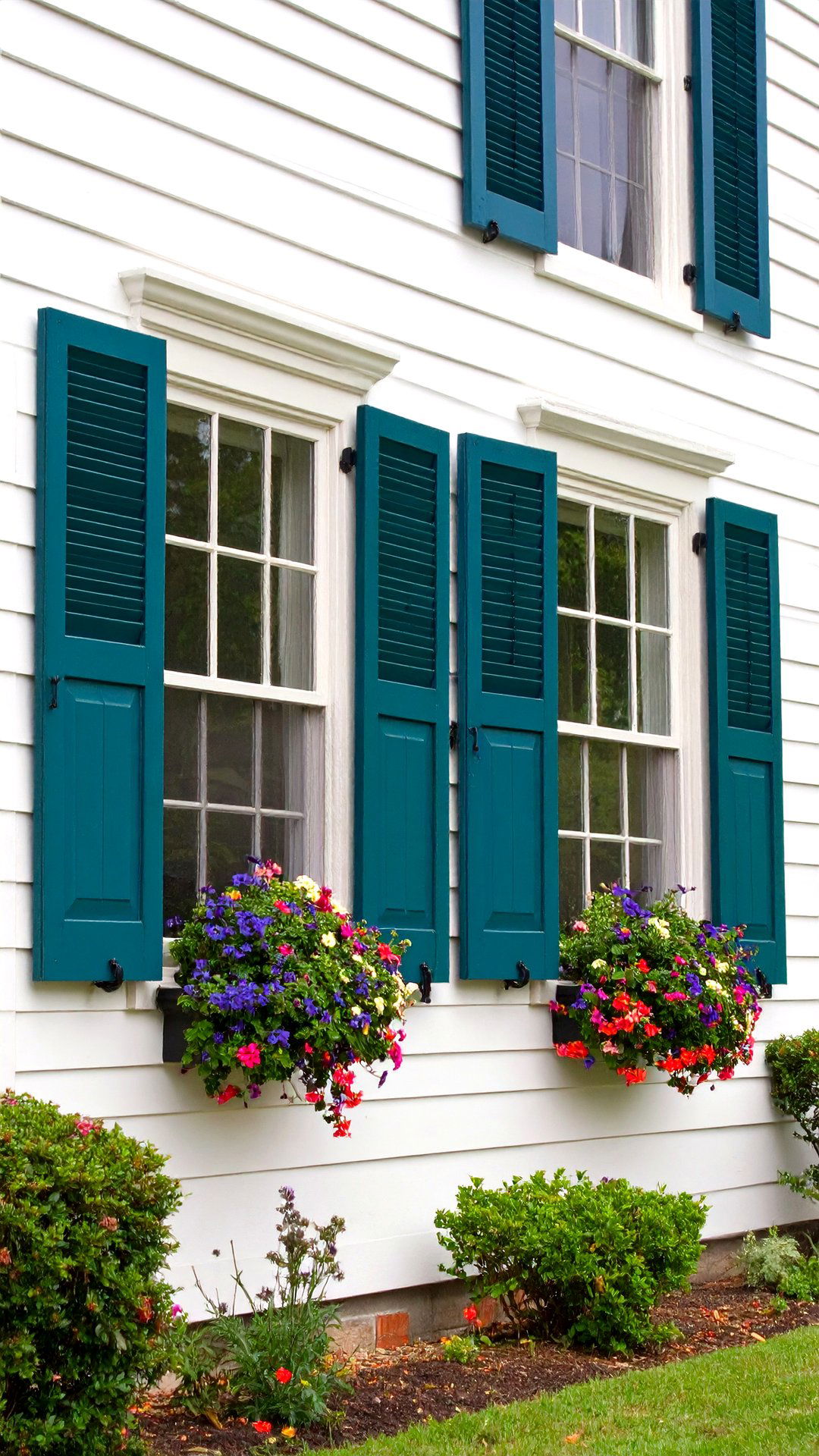 Classic Shutters Frame Windows With Purpose - 25 colonial front porch ideas