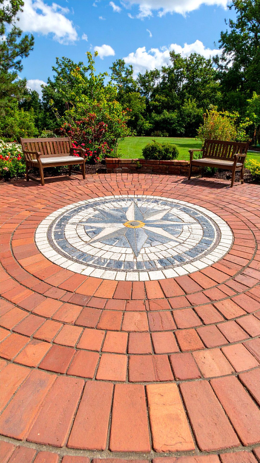Compass Rose Medallion as a Focal Accent - 25 brick patio ideas