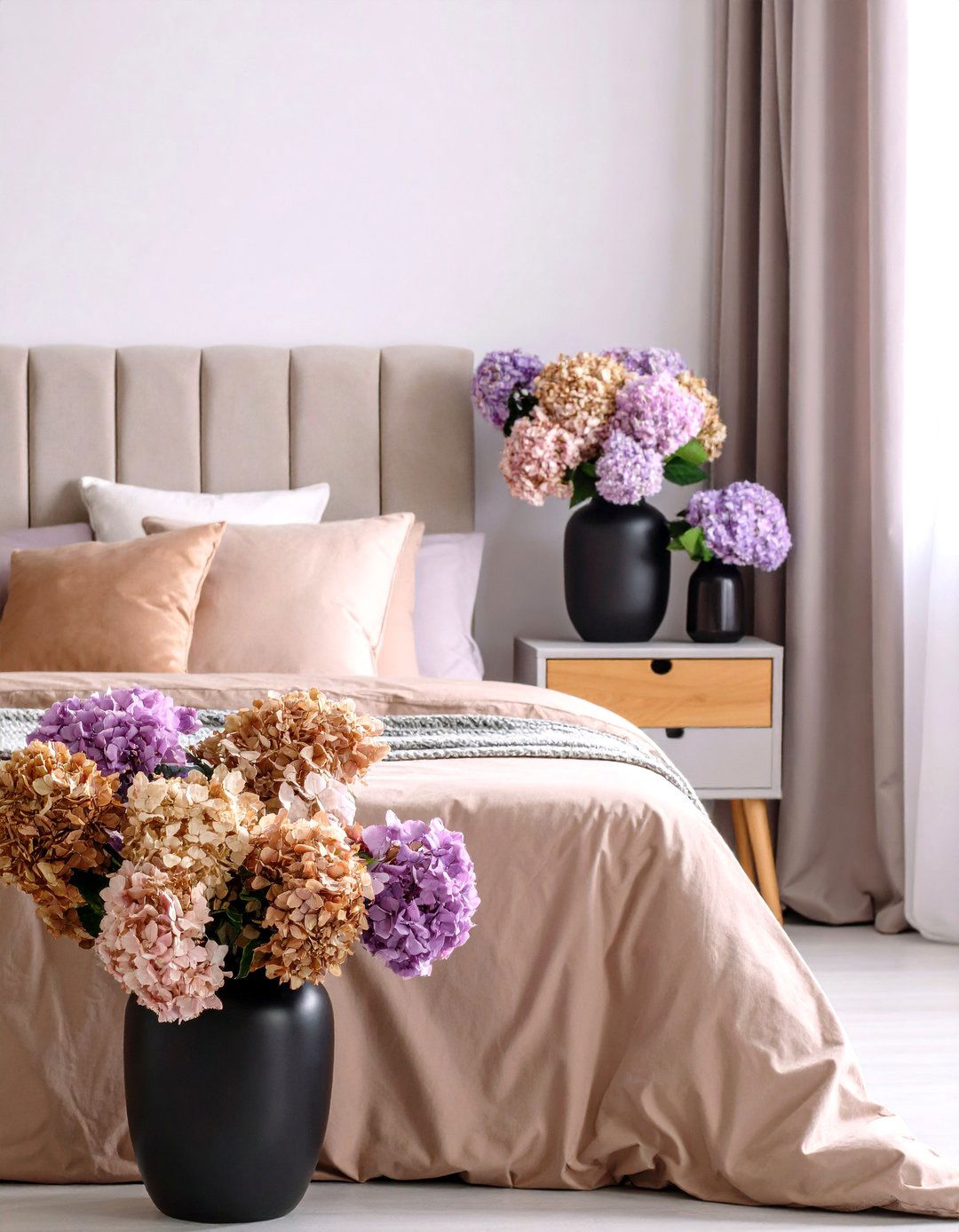 Dried Hydrangea Ghost Bouquets - 25 pastel goth bedroom ideas
